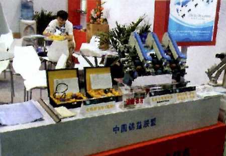 张家港市广大推出多款新型摇架   