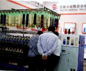 昶振纺机紧密纺装置广受关注