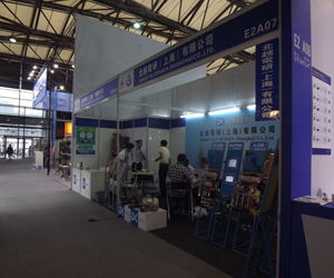 A-300喷气织机控制器：最新配置，实现技术突破