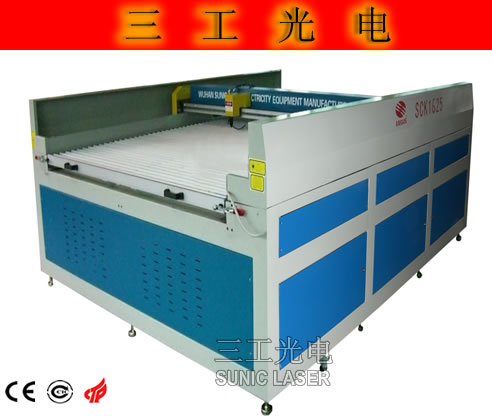 供应面辅料 单头 激光裁切雕花机