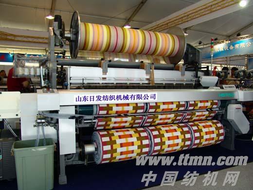 HST50型毛巾剑杆织机